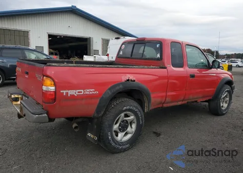 2004 Toyota Tacoma Xtracab z USA, uszkodzony, nr VIN 5TEWN72N24Z425626
